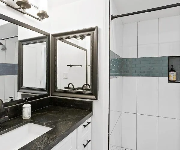 The Sophia Apartment